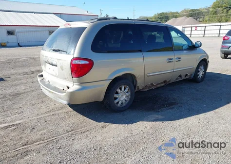2006 Chrysler Town & Country Touring z USA, uszkodzony, nr VIN 2A4GP54L46R919617